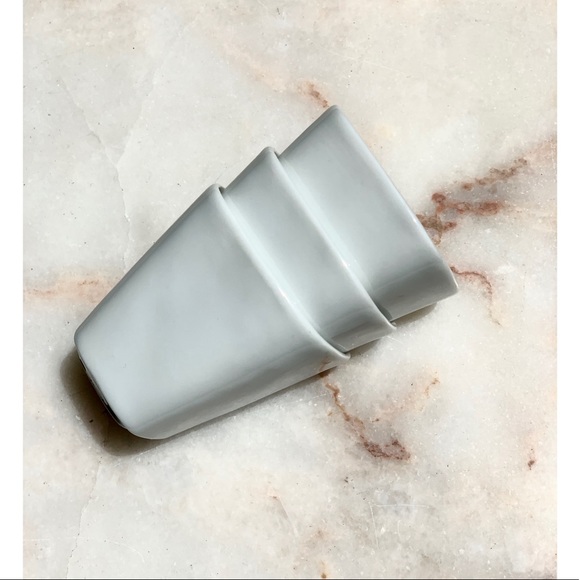 3 WHITE PORCELAIN_TEA /ESPRESSO CUPS - Picture 8 of 8